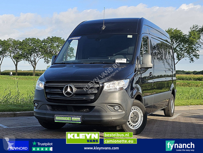 Véhicule utilitaire Mercedes 214 L2H1 Navi...