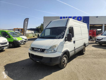 Furgoneta mediana Iveco