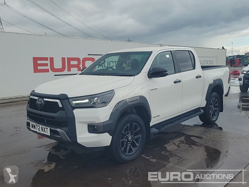 Véhicule utilitaire Toyota Hilux