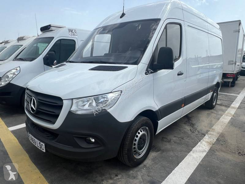 Furgoneta Mercedes