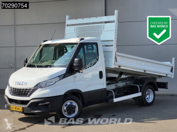 Con volquete Iveco
