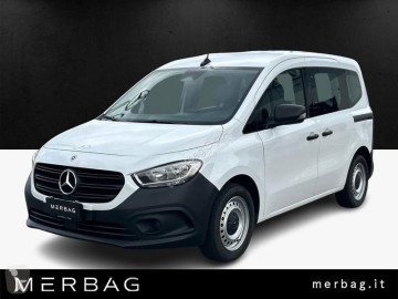 Vehículo comercial Mercedes