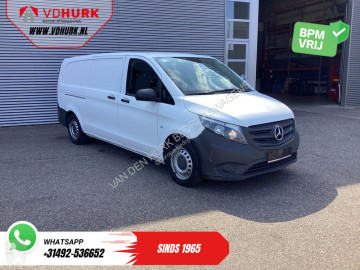 Fourgon utilitaire Mercedes