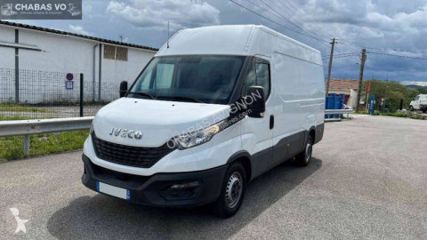 Furgoneta mediana Iveco