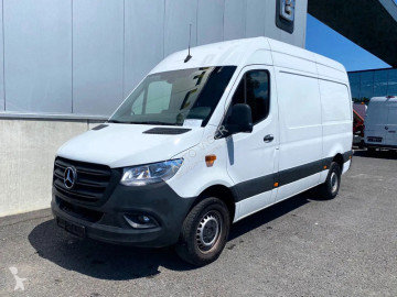 Caja cerrada Mercedes