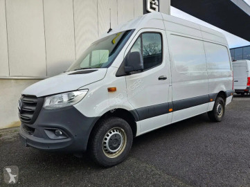 Caja cerrada Mercedes