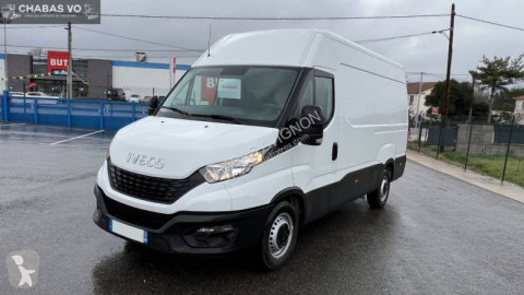 Furgoneta mediana Iveco