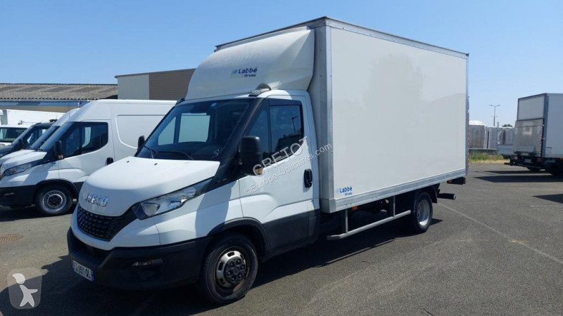 Furgoneta Iveco 35C16
