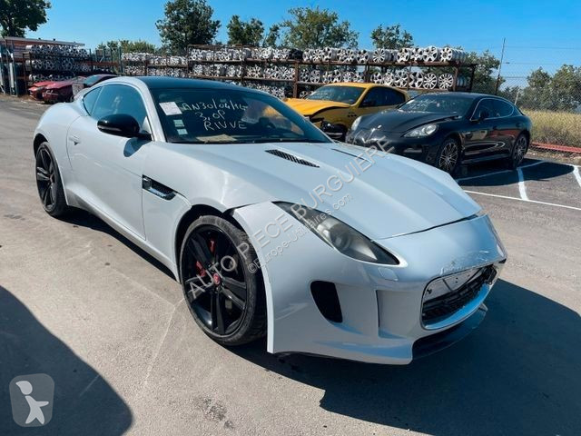 Véhicule utilitaire Jaguar F-Type 3.0i V6 380 S...