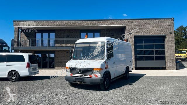 Furgoneta Mercedes 616 D Werkstattwagen...