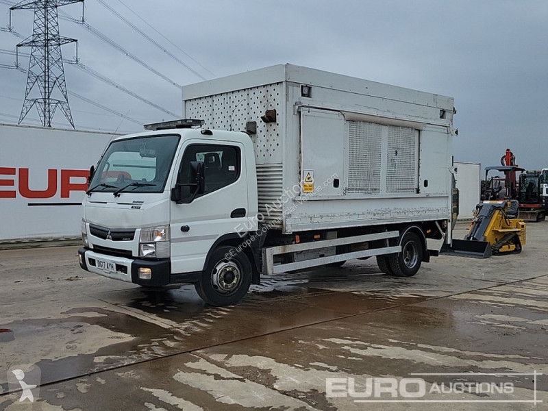 Furgoneta Mitsubishi