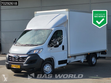 Caja cerrada Opel