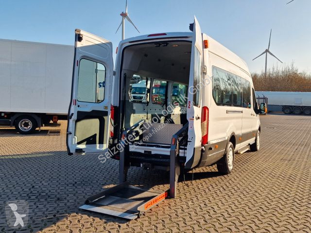 Furgoneta Ford / Transport von Personen im...