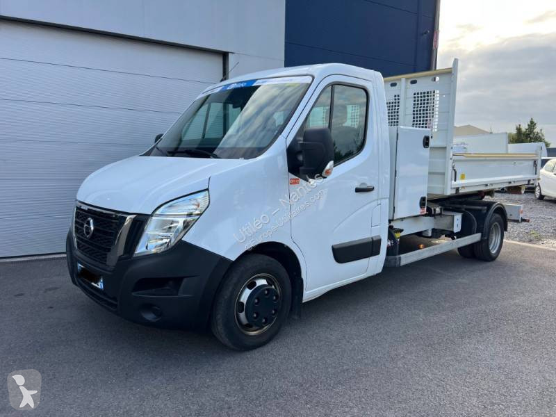 Furgoneta Nissan