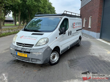 Caja cerrada Opel