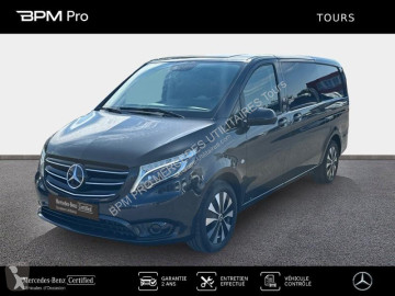 Fourgon utilitaire Mercedes