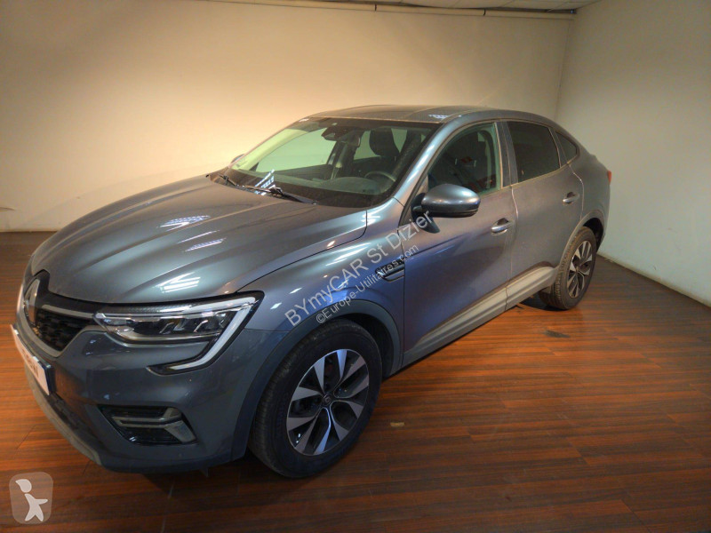 Autoutilitară Renault Arkana mild hybrid 140...