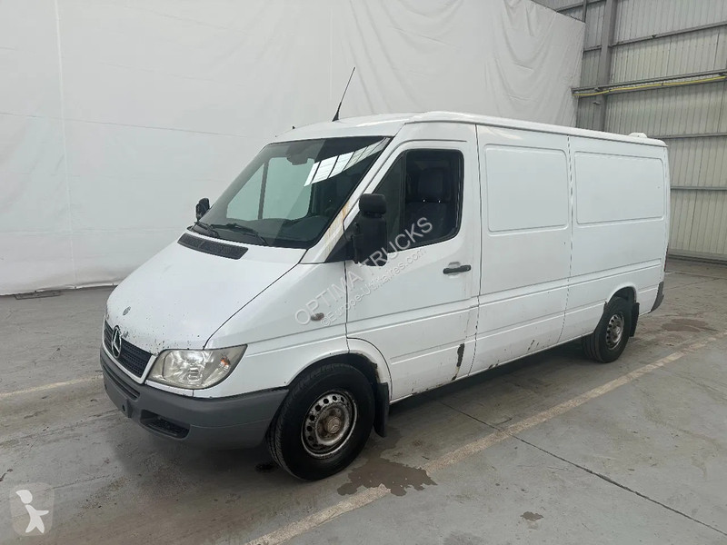 Véhicule utilitaire Mercedes 316 EURO 3