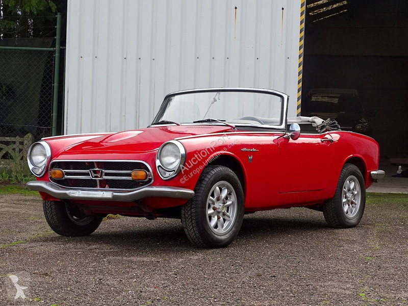 Véhicule utilitaire Honda S800