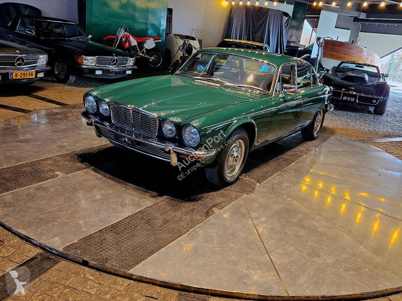 Véhicule utilitaire Jaguar (series II) 4.2...