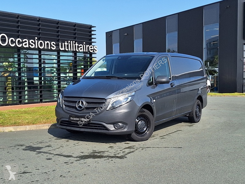 Véhicule utilitaire Mercedes 114 CDI Fourgon...