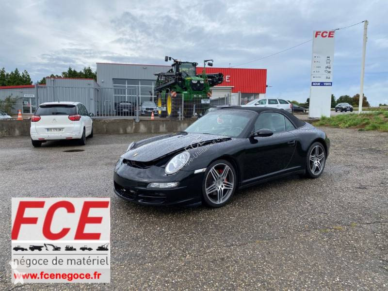 Véhicule utilitaire Porsche