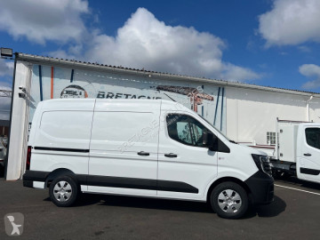 Caja cerrada Nissan nueva