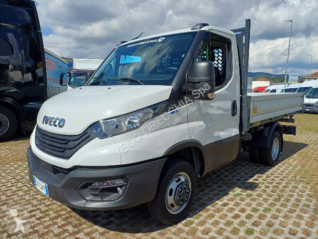 Furgoneta Iveco DAILY 35C14