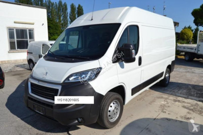 Caja cerrada Peugeot
