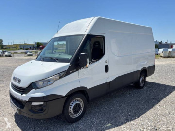 Furgoneta mediana Iveco