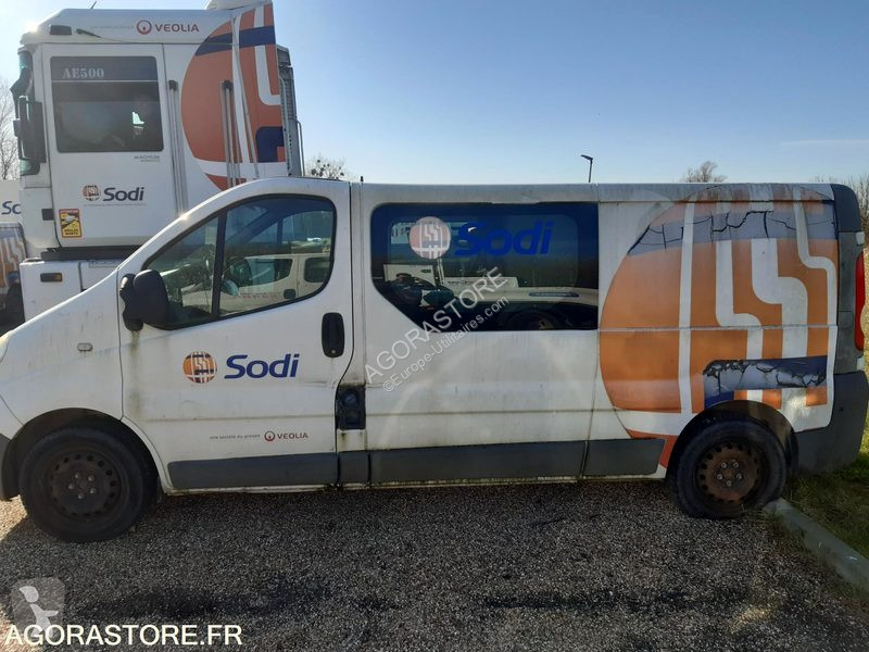 Furgoneta Renault TRAFIC
