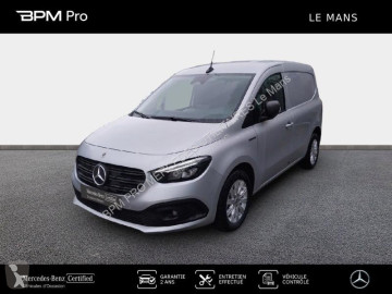 Fourgon utilitaire Mercedes