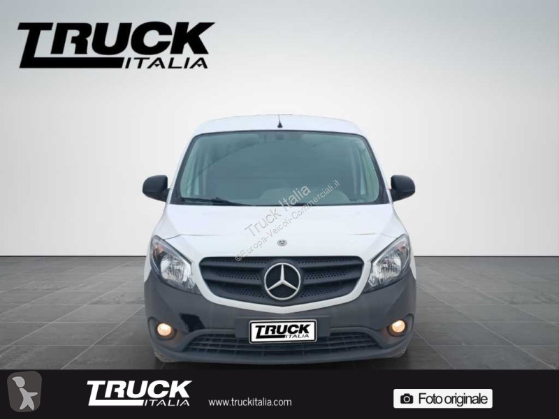 Furgoneta Mercedes I