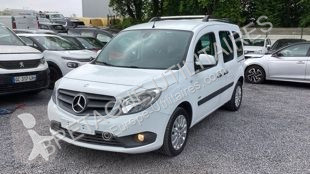 Voiture Mercedes
