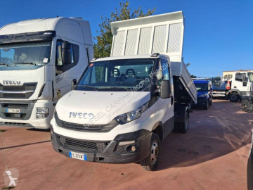 Tri-benne Iveco