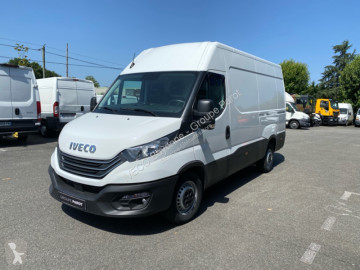 Fourgon Iveco
