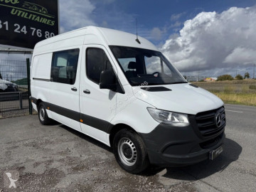 Fourgon Mercedes