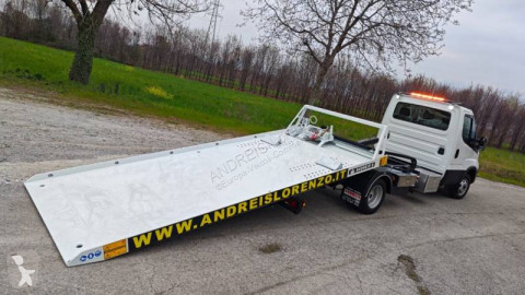 Dépanneuse Iveco neuf