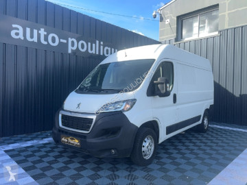 Fourgon Peugeot