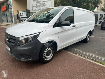 Fourgon Mercedes