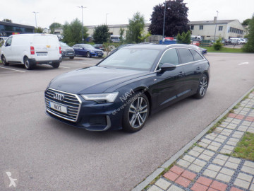 Familiar Audi