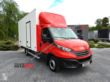 Furgon dostawczy Iveco