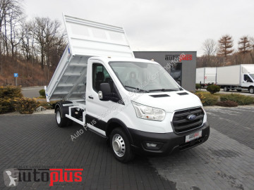 Utilitaire benne Ford