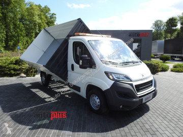 Utilitaire benne Peugeot