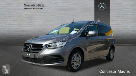 Familiar Mercedes