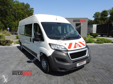 Furgon dostawczy Peugeot