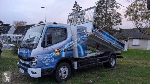 Utilitaire benne standard Fuso