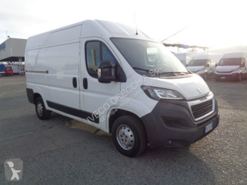 Fourgon Peugeot