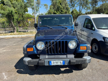 Coche Jeep