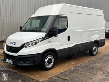 Furgoneta mediana Iveco